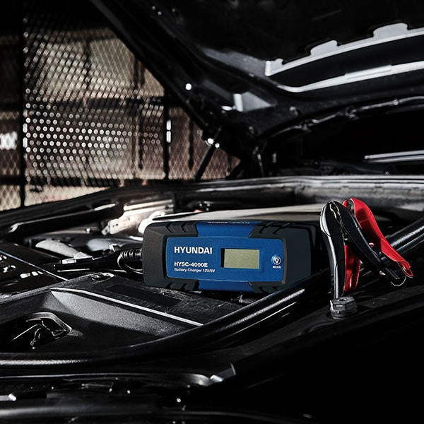 Hyundai 4 Amp SMART Battery Charger 6v /12v | HYSC-4000E