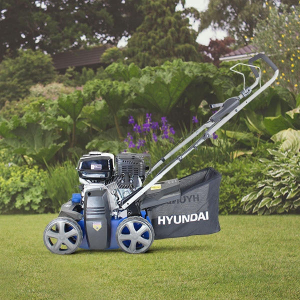 Hyundai 16'' / 40cm 212cc Petrol Lawn Scarifier and Aerator 4-Stroke | HYSC210