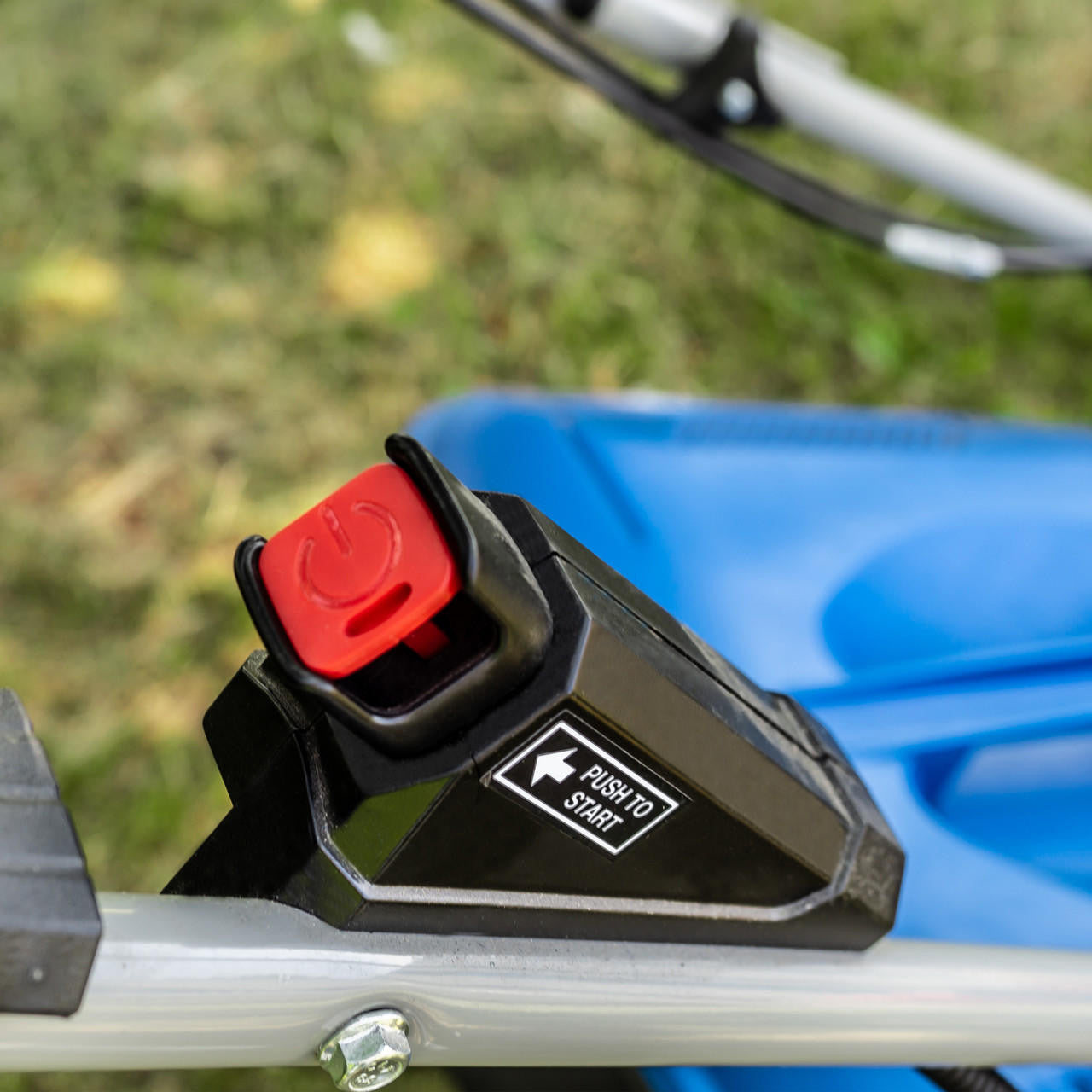 Hyundai 17"/42cm 139cc Electric-Start Self-Propelled Petrol Lawnmower | HYM430SPE