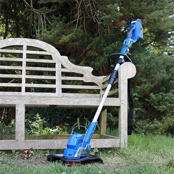 Hyundai 40v Cordless Grass Trimmer 2.5Ah Li-ion Battery and Charger 33cm Cutting Width | HYTR40LI