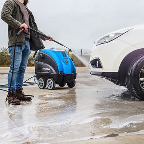 Hyundai 3050psi 210bar Hot Pressure Washer, 3-Phase, 110°C 6.3kW Power Jet Washer | HY210HPW-3