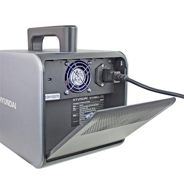 Hyundai HPS-300 Portable Power Station & Protective Carry/Shoulder Bag & 60W Portable & Foldable Solar Charger | HPS-300+CBB5830-1+H60