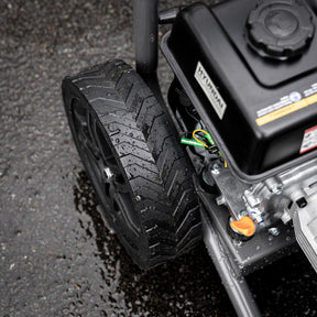 Hyundai 3400psi / 234 bar 209cc Petrol Pressure Washer, 9L/min, 10m Hose & Detergent Tank | HYW3400P
