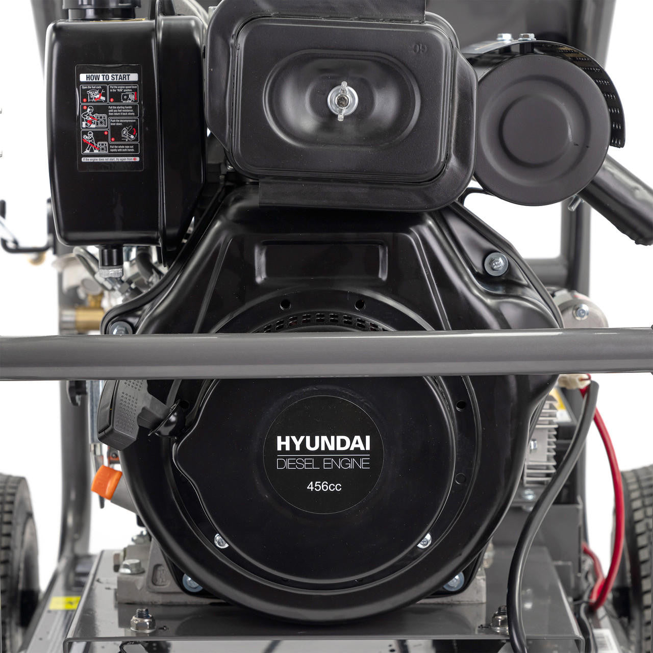 Hyundai 4000psi / 275 bar Diesel Pressure Washer, Annovi Reverberi Triplex Pump, 13L/min with 10m Hose | HYW4000DE2