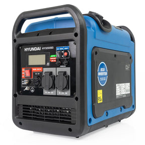 Hyundai 3200W / 3.2kW Petrol Inverter Generator, Pure Sine Wave Output, Lightweight, Quiet with Electric Start | HY3250SEi