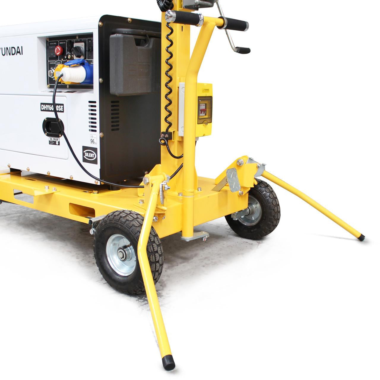 Hyundai 5.2kW Diesel Generator with 800W Evopower LED Mobile Lighting Tower | LT800+DHY6000SE