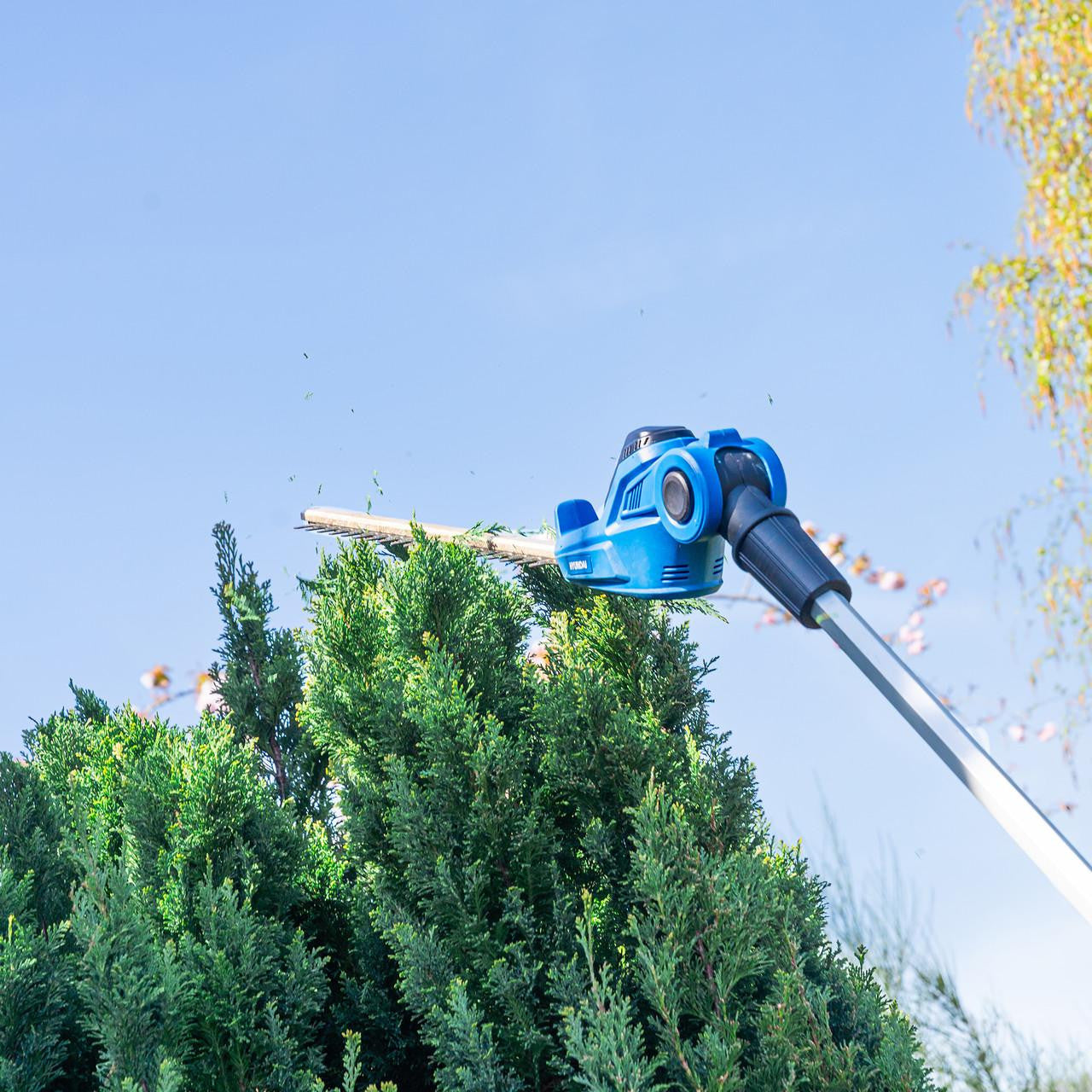 Hyundai 20V 450mm Cordless Long Reach Pole Hedge Trimmer, 2.6m Long Reach, 2.0Ah li-ion Battery & Charger | HY20CPHT
