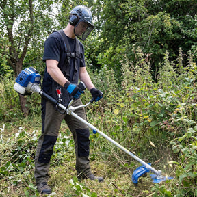 Hyundai 56cc Petrol Brushcutter and Grass Trimmer, 2-in-1, Includes Harness | HYBC5600X