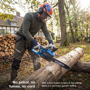 Hyundai 14" / 350mm 40V, (2x20V), 4Ah Brushless Cordless Chainsaw, Auto-Oiling, Anti-Kickback | HY40CCS350