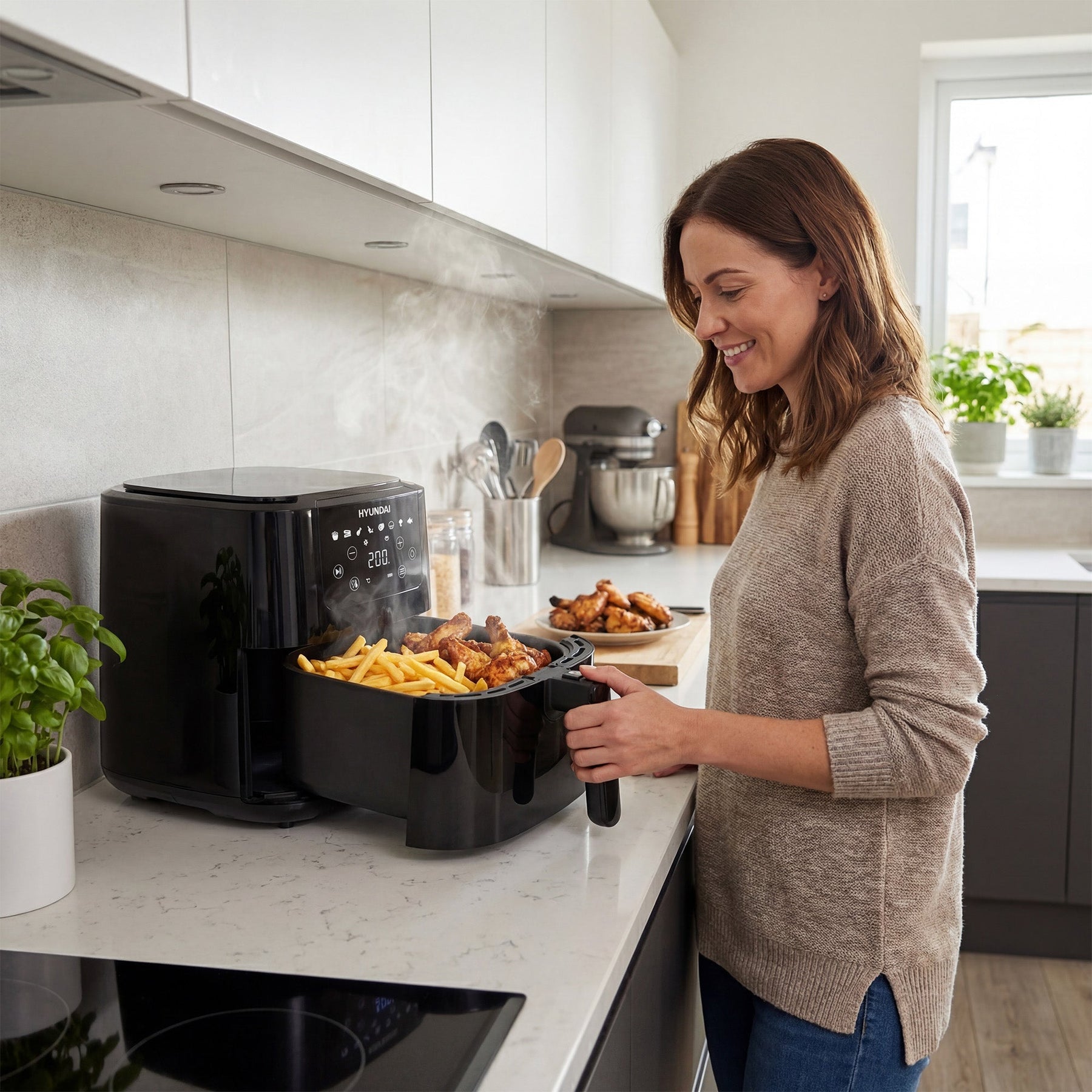 HYUNDAI 5L Digital Air Fryer, 8 Preset Programmes, 1500W | HYAF5001DB