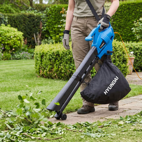 Souffleur et aspirateur de feuilles électrique Hyundai 3000W, 3-en-1, sac de collecte 34L | HYBV3000E3-EU