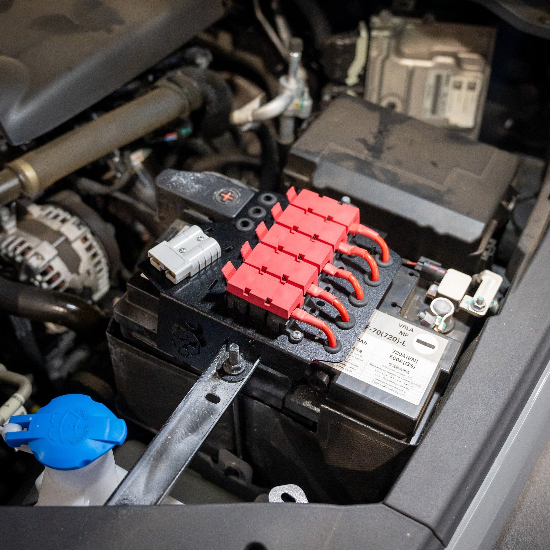 Battery Mounted Fuse Holder | GWM Tank 300