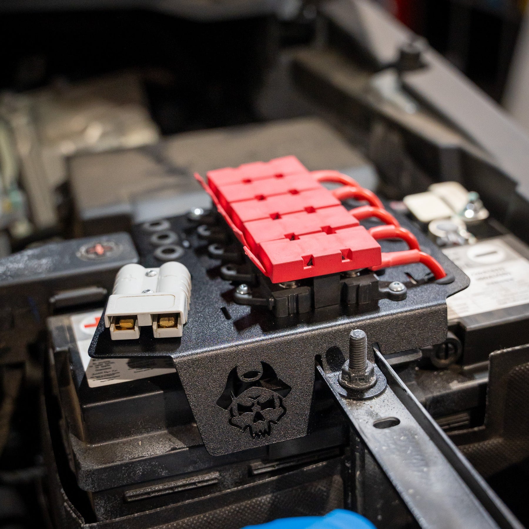 Battery Mounted Fuse Holder | GWM Tank 300