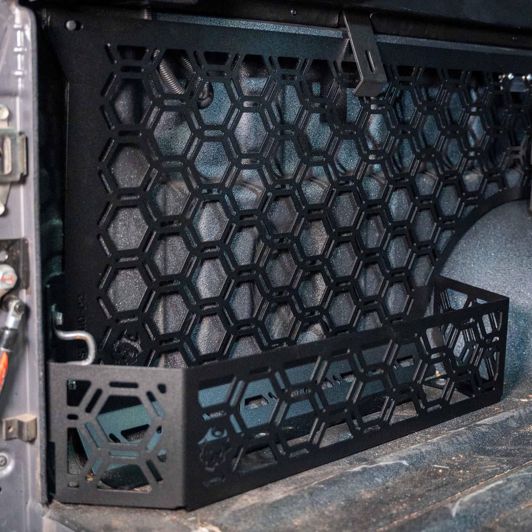 Molle Storage Pockets | Spray in Tub Liner | Mazda BT-50 TF 2024+