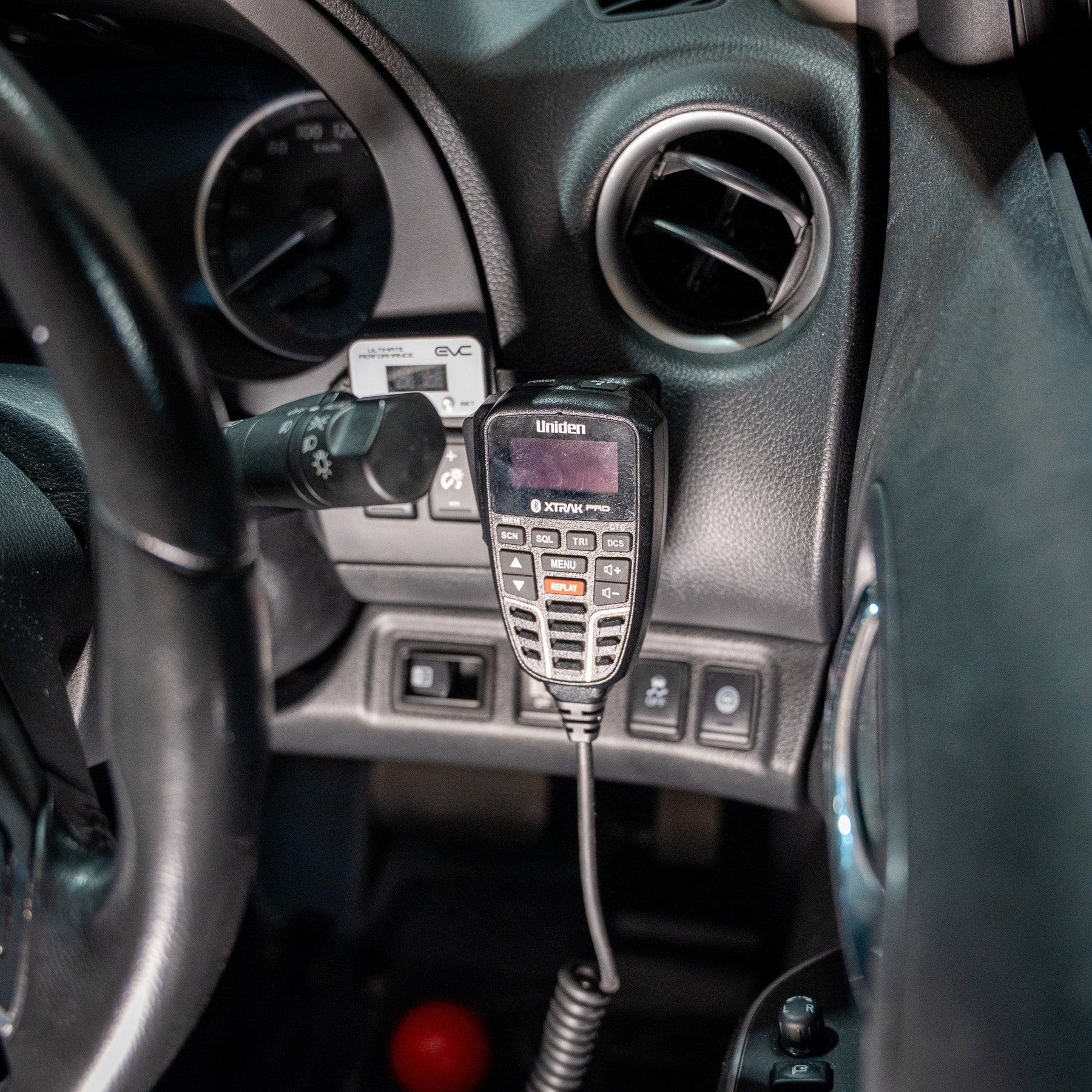 UHF Handpiece Mount | Nissan Navara NP300