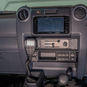 UHF Handpiece Mount For LandCruiser 70 Series