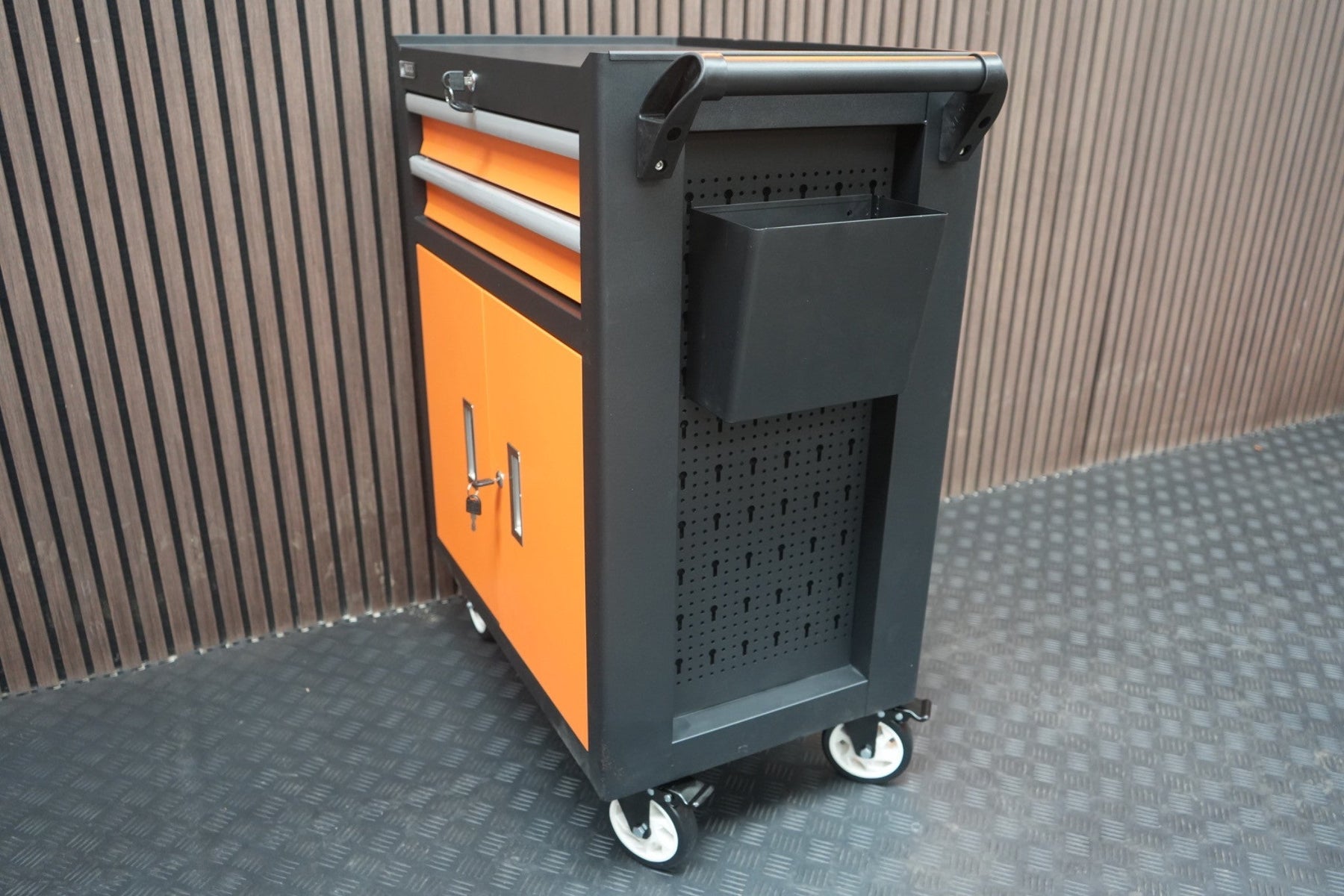 Rock RT-075 28" Steel Tool Chest with cabinet