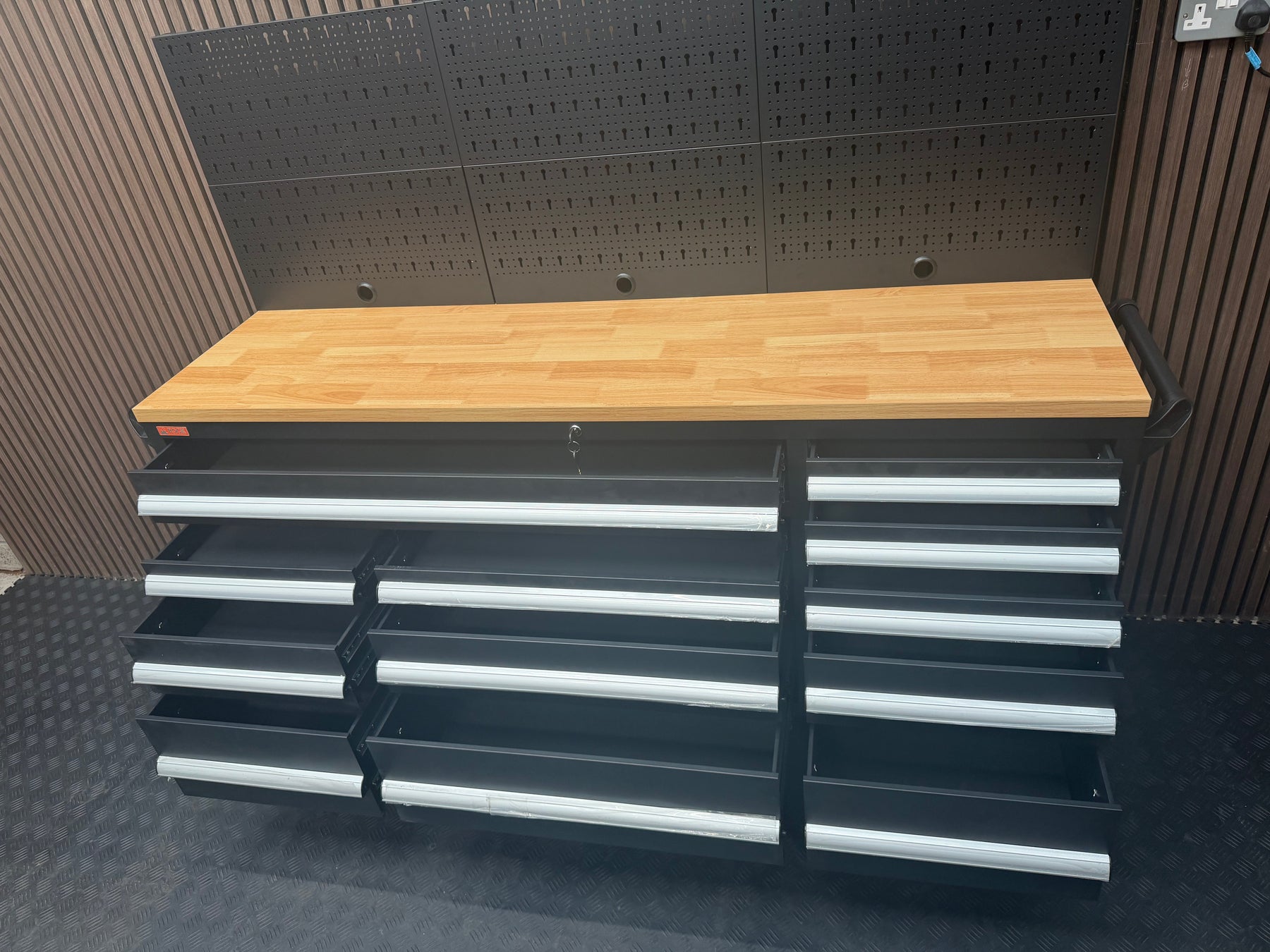 Rock RT-066 Steel 72" Wooden benchtop tool chest with backboard