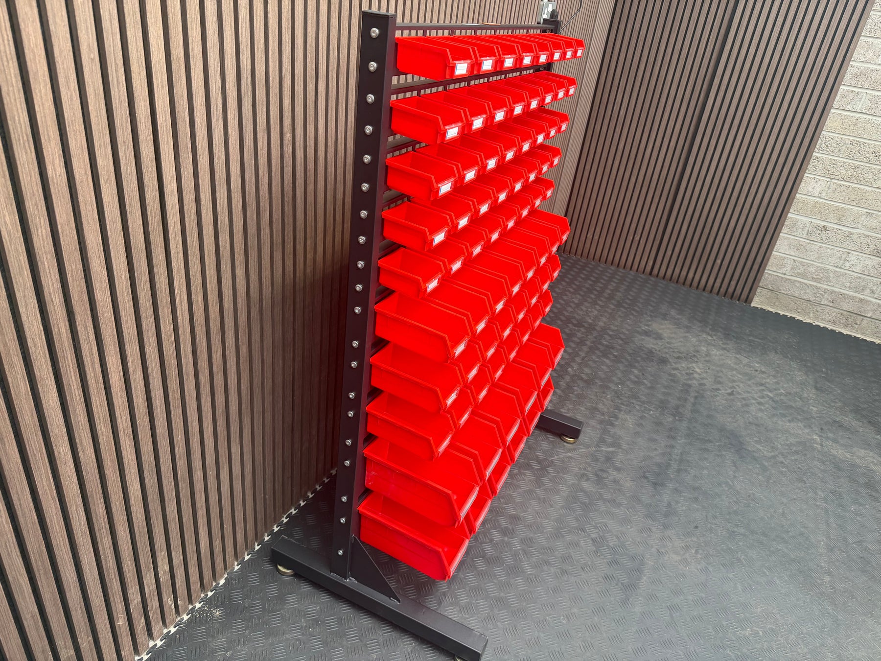Rock RT-050 Workshop consumables rack with boxes