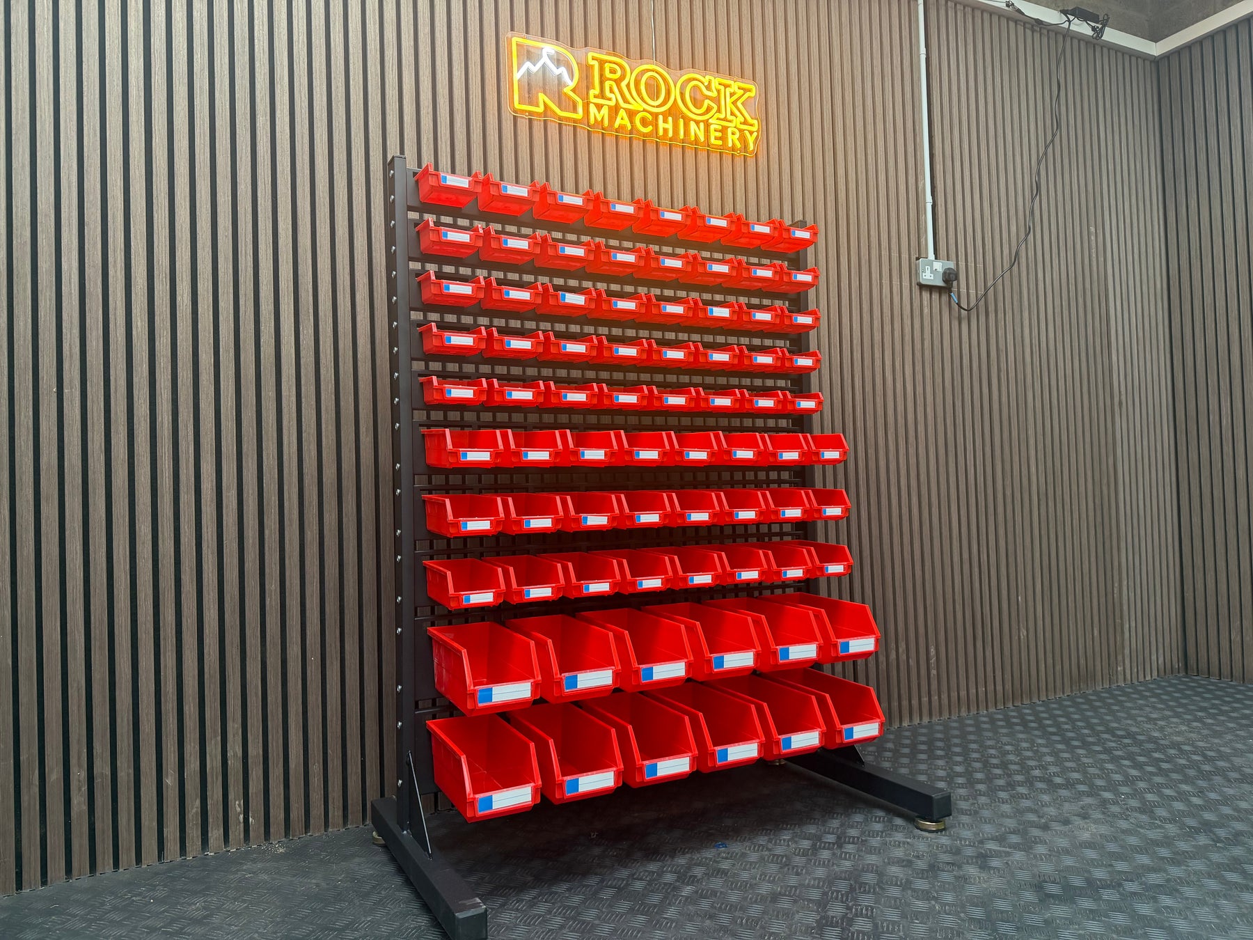 Rock RT-050 Workshop consumables rack with boxes