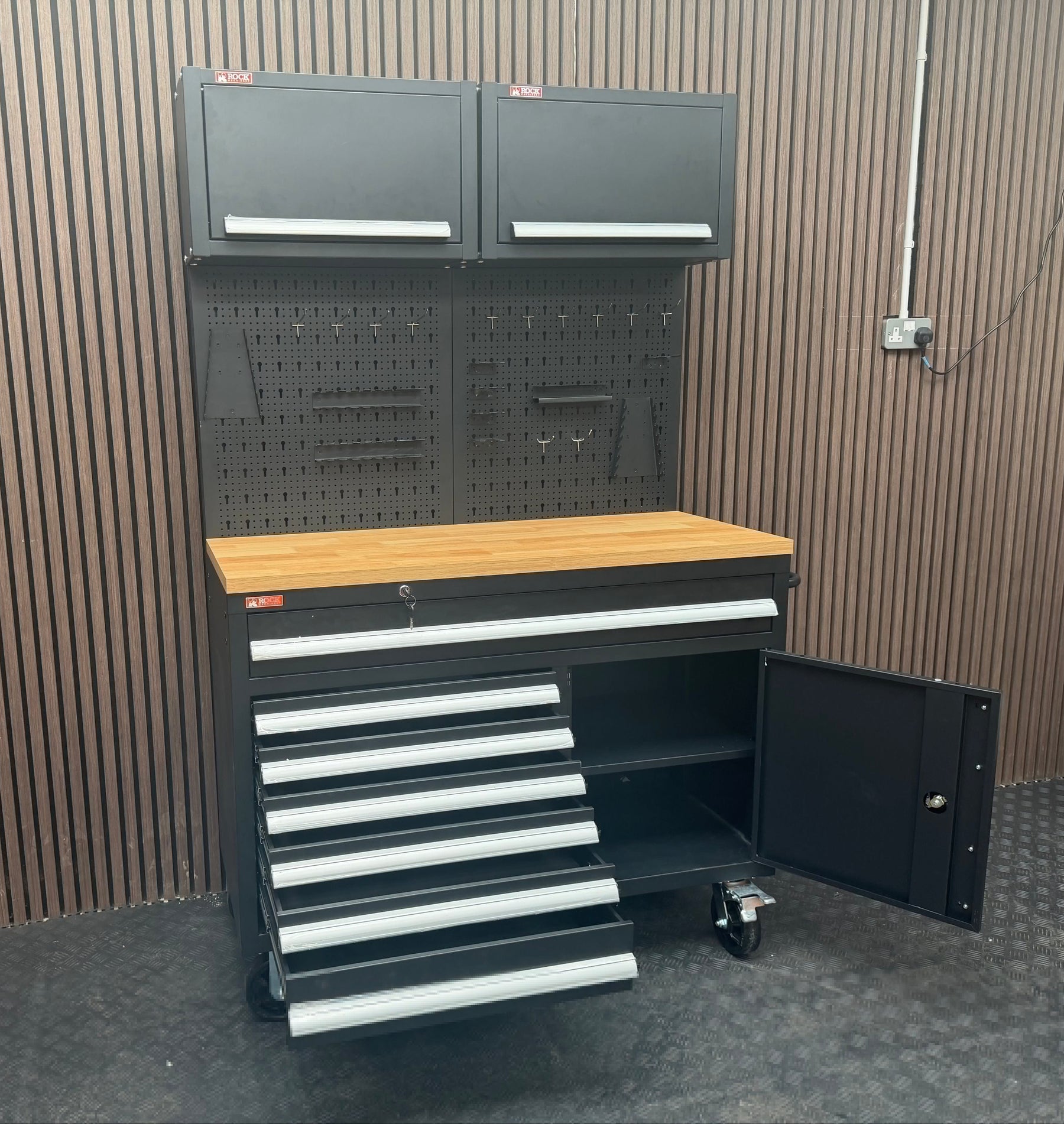 Rock RT-063 47" Steel wooden toped tool chest with draws and cabinets
