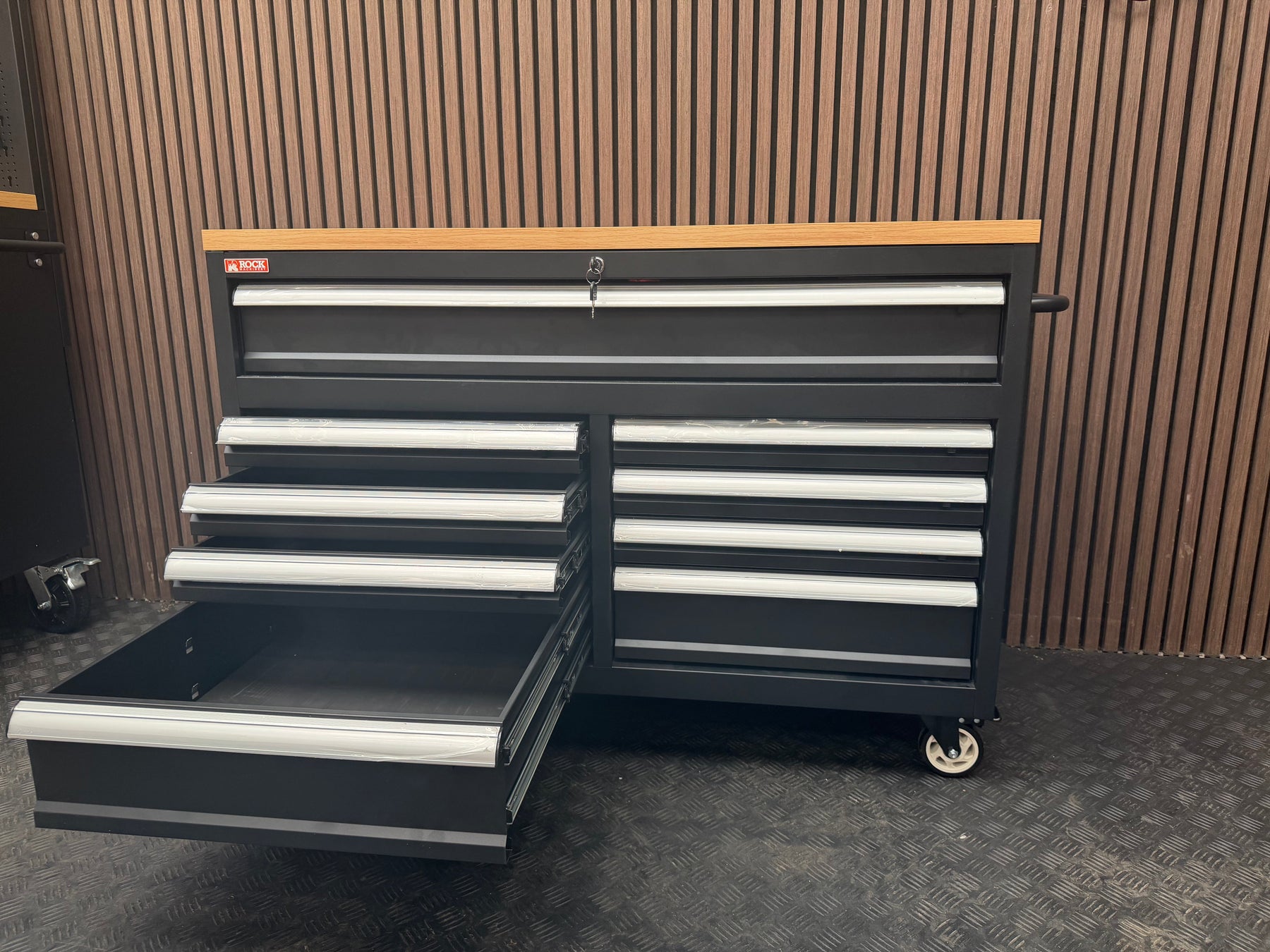 Rock RT-043 Steel 47" Tool chest with wooden top and drawers