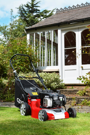 Cobra M40SPB 16" Petrol Powered Self Propelled Lawnmower