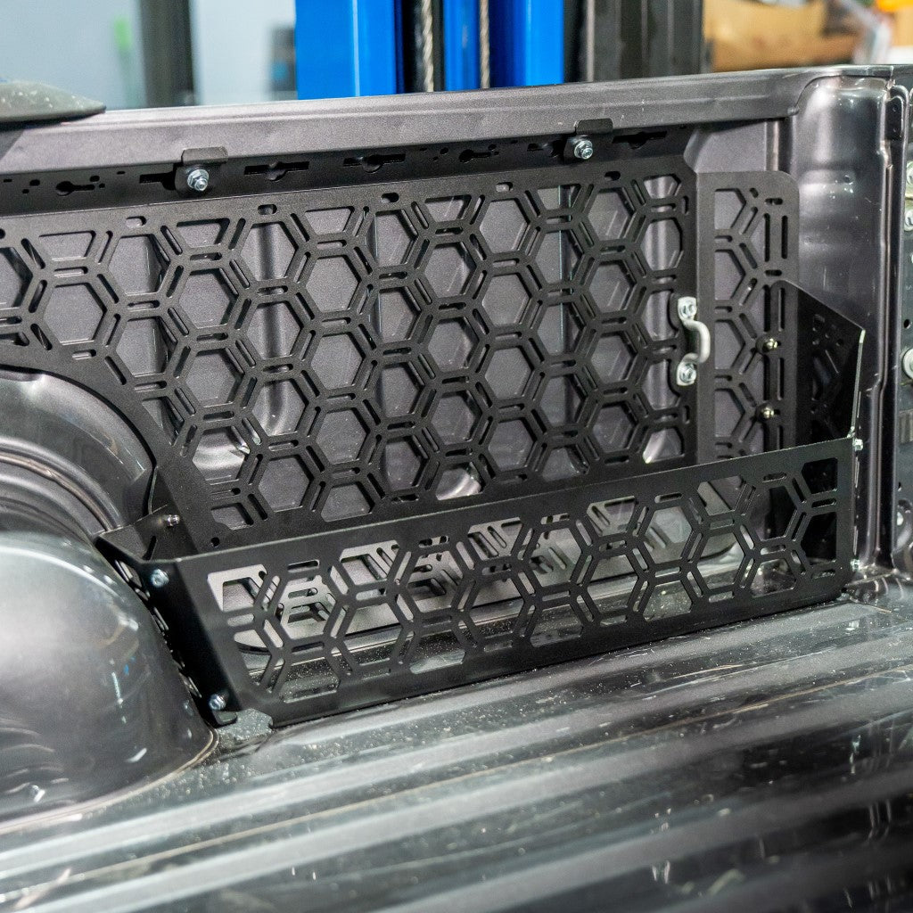 Full Side Tub Molle Panel With Storage Pocket To Suit Toyota Hilux 2016+ N80
