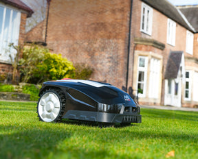 Cobra Mowbot 800 Robotic Mower