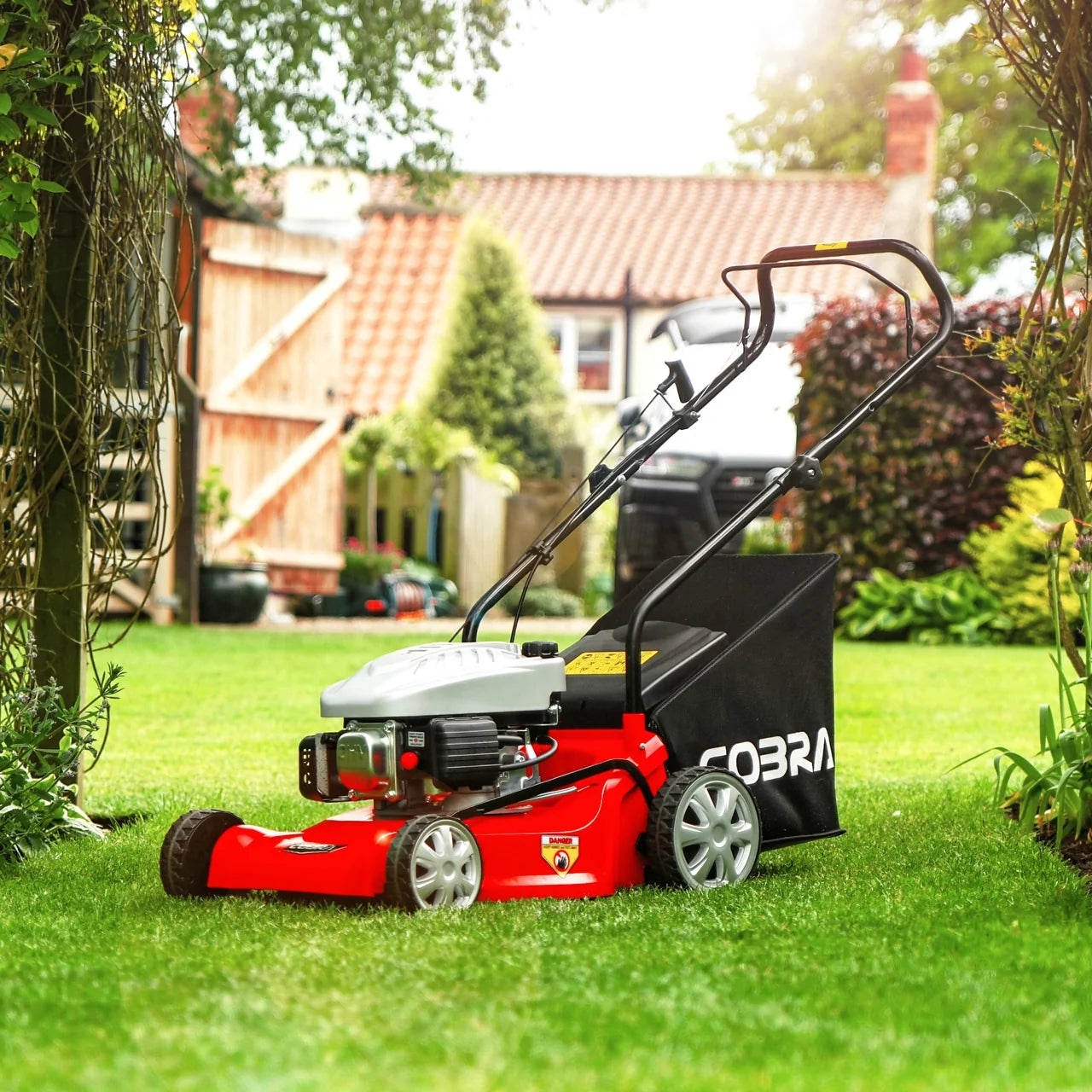 Cobra M41C 16" Lawnmower