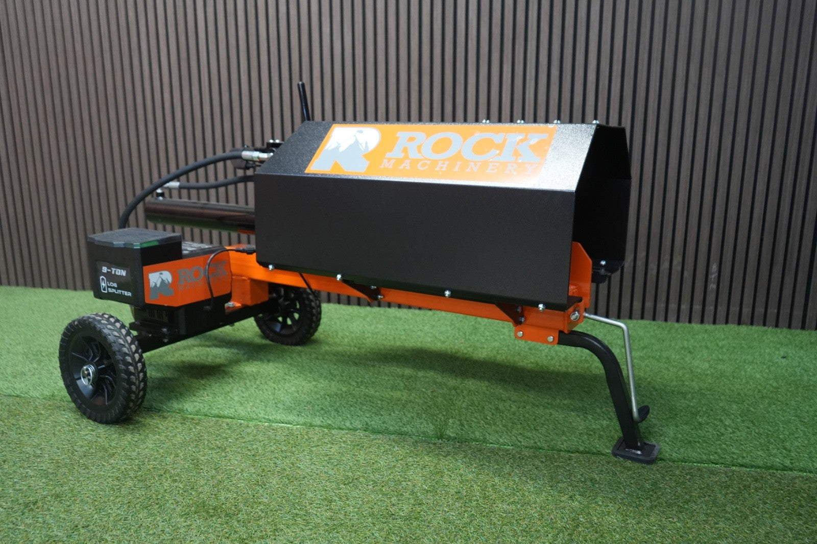 Venom Li9 – 9 Ton Lithium-Ion Log Splitter