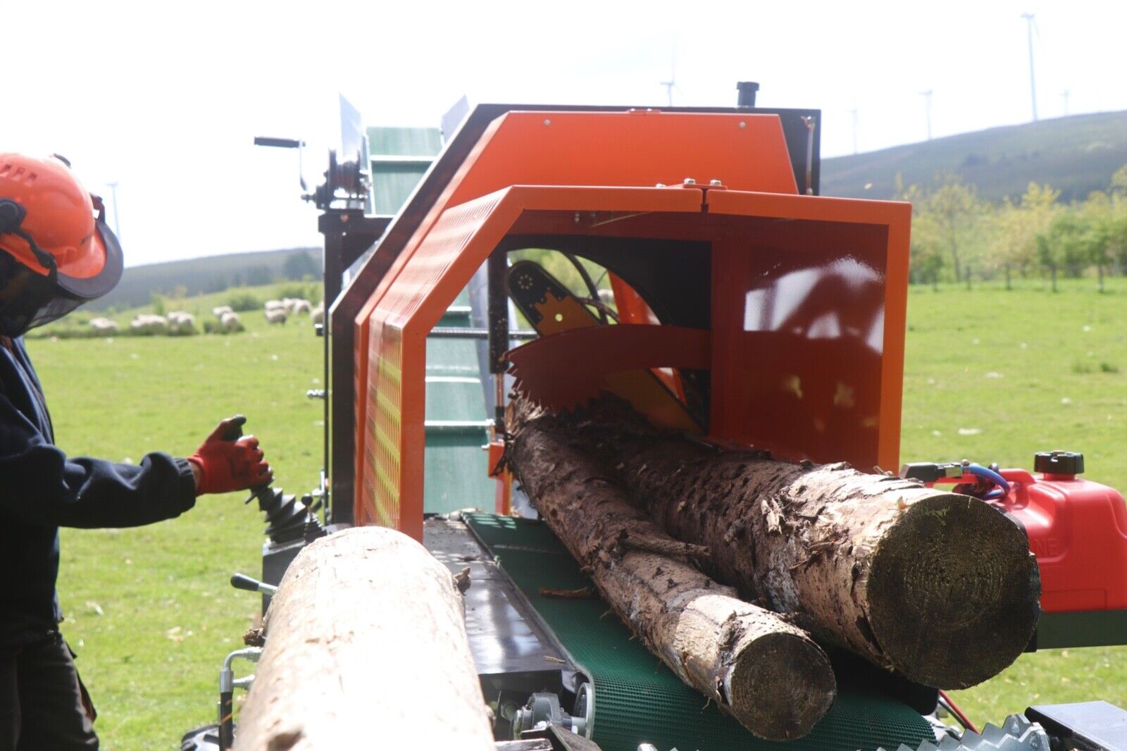 VR30TJ Dominator Firewood Processor